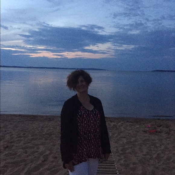 Meet your Posher, Marisa - Picture 3 of 5